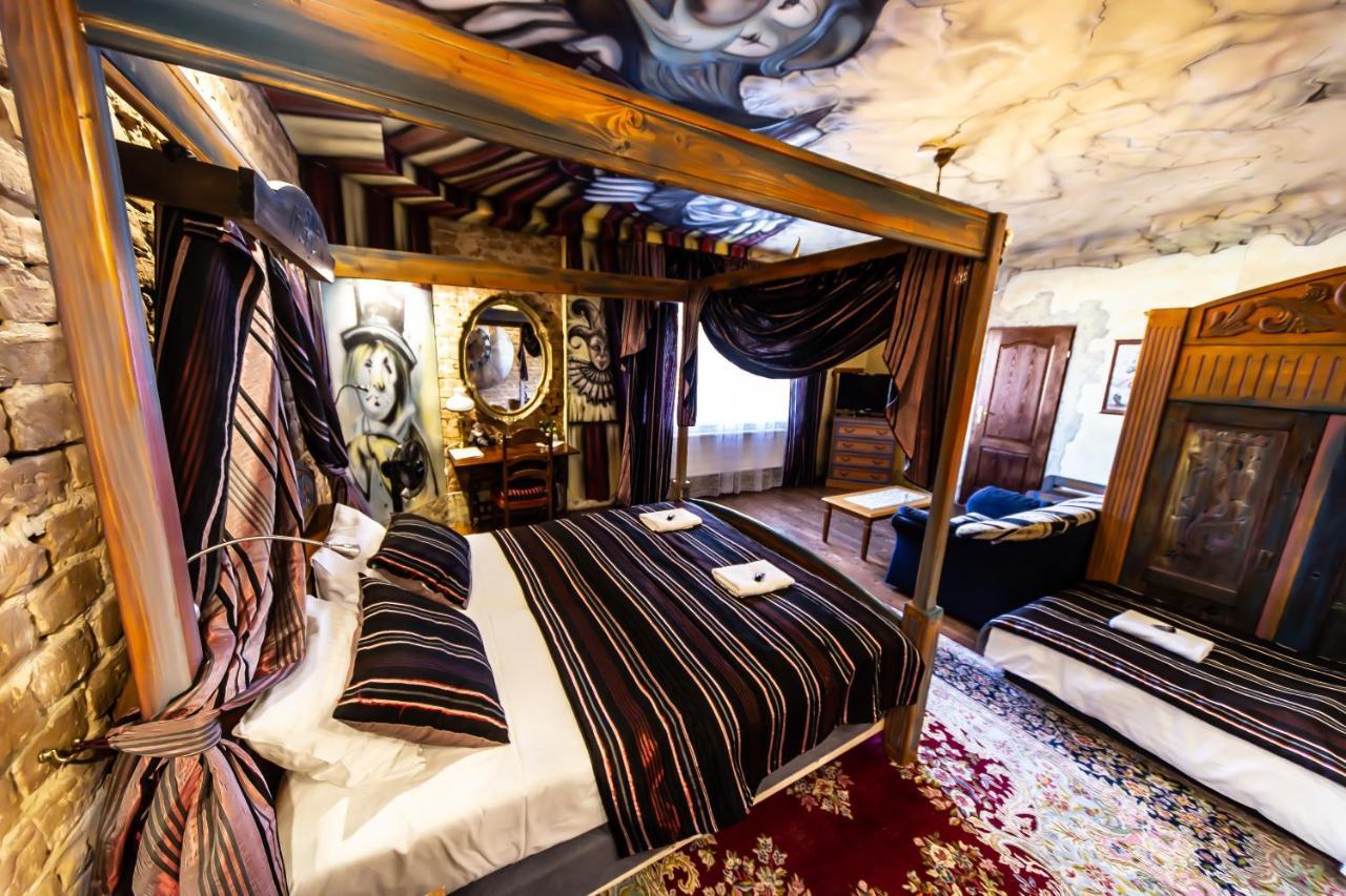 Dwor Boratyn Bed and Breakfast Exteriör bild