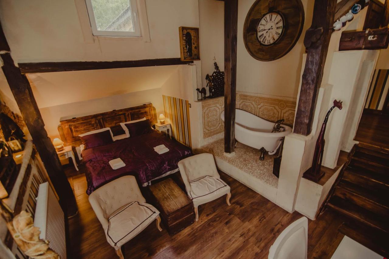 Dwor Boratyn Bed and Breakfast Exteriör bild